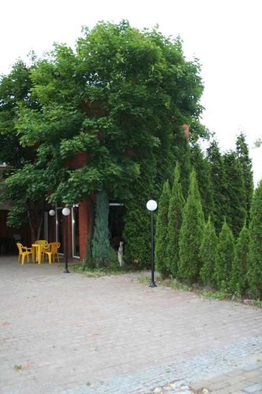 Hotel Tenishouse Marki  Ngoại thất bức ảnh